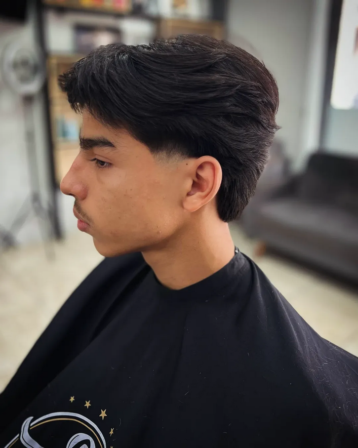 Corte Executivo e Pompadour
